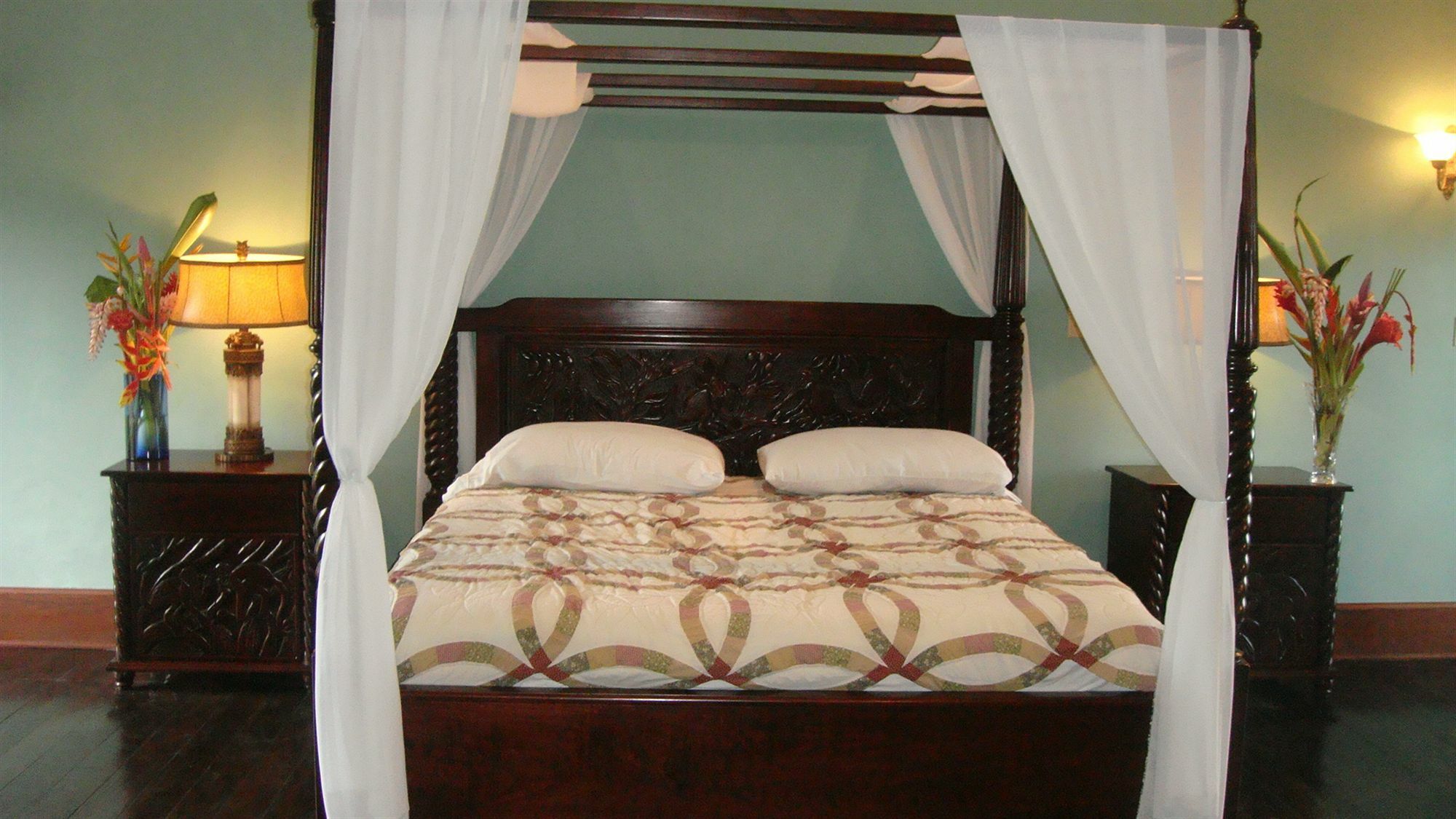 Mahogany Hall Сан Игнасио Екстериор снимка